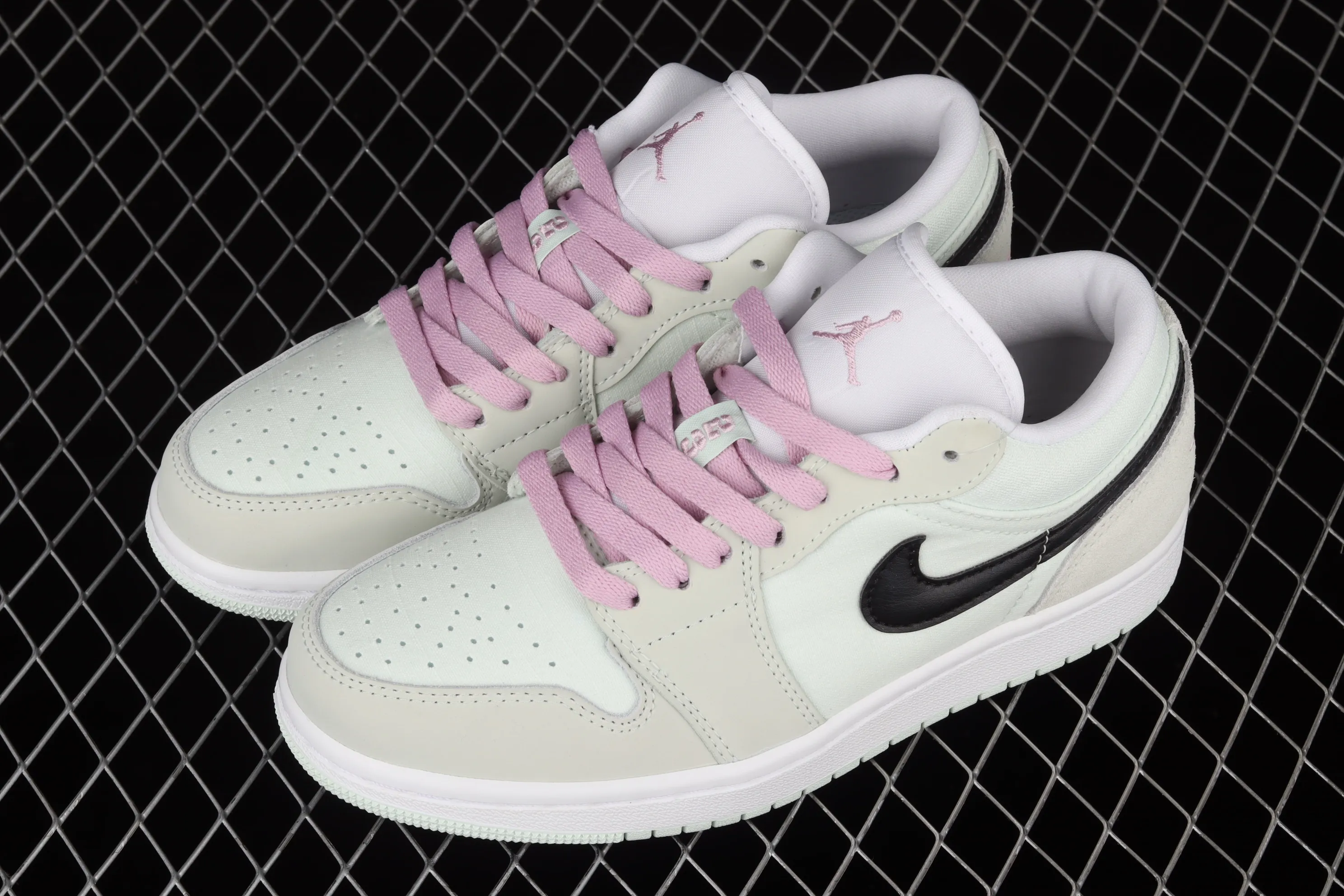 All categories Air Jordan Jordan series basketball shoes Air Jordan 1 Low G version pure original Air Jordan 1 Low AJ1 Joe 1 low-top cultural and leisure sports sneakers CZ0776-300